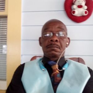 Meet your Posher, Charles